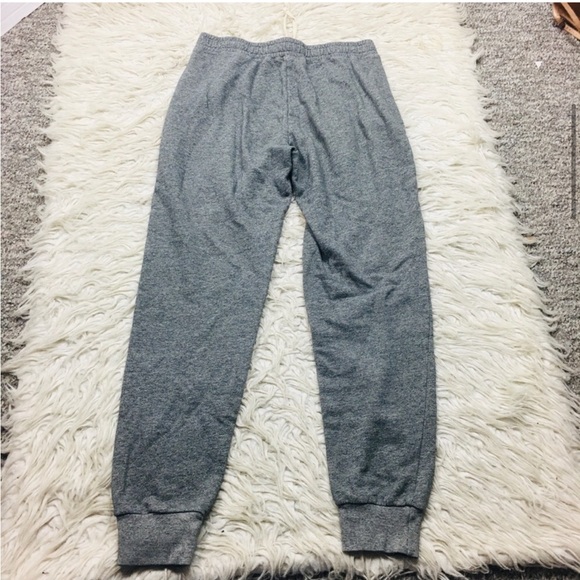 Hollister Cozy Gray Jogger Pants  Zipper Pockets Elastic With Tie Waist Women’s - Picture 4 of 9